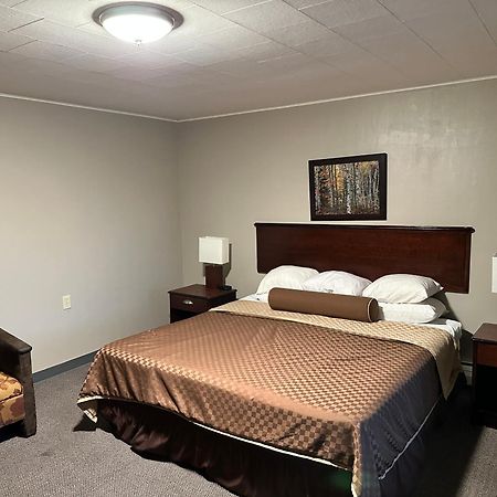 Cedar Hill Lodge Сент-Игнас Экстерьер фото