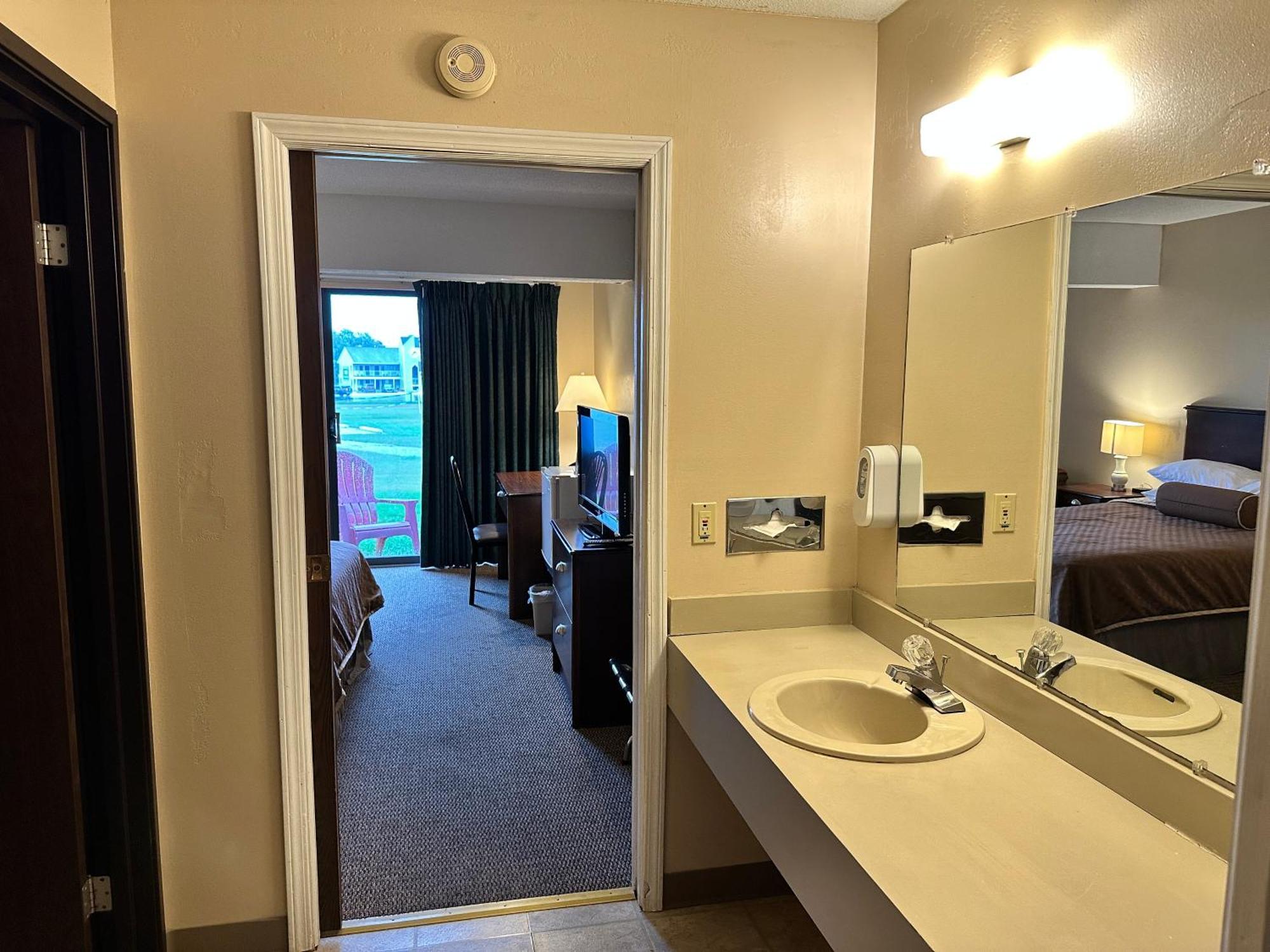 Cedar Hill Lodge Сент-Игнас Экстерьер фото